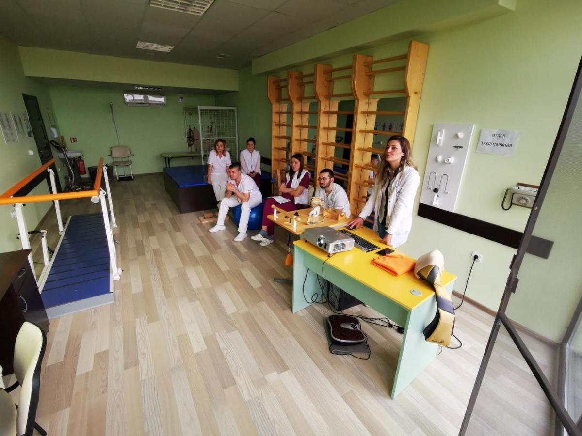 Hotel-Clinic Dr. Gechevi Pavel Banya Buitenkant foto