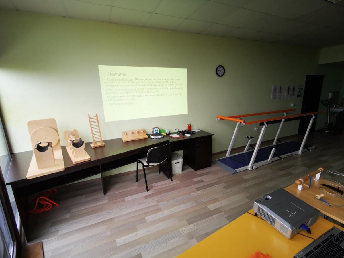 Hotel-Clinic Dr. Gechevi Pavel Banya Buitenkant foto